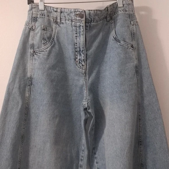 ME +EM Relaxed Wide Leg Jeans Squared Rear Pockets Excellent Sz28
